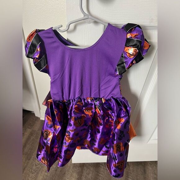 Minnie Mouse Witch‎ Costume and Hat-Size 3 - Picture 7 of 9